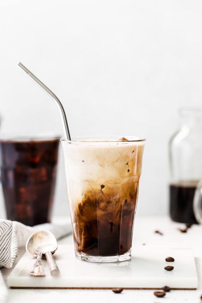 https://fitfoodiefinds.com/wp-content/uploads/2021/05/Cold-Brew-13-683x1024.jpg