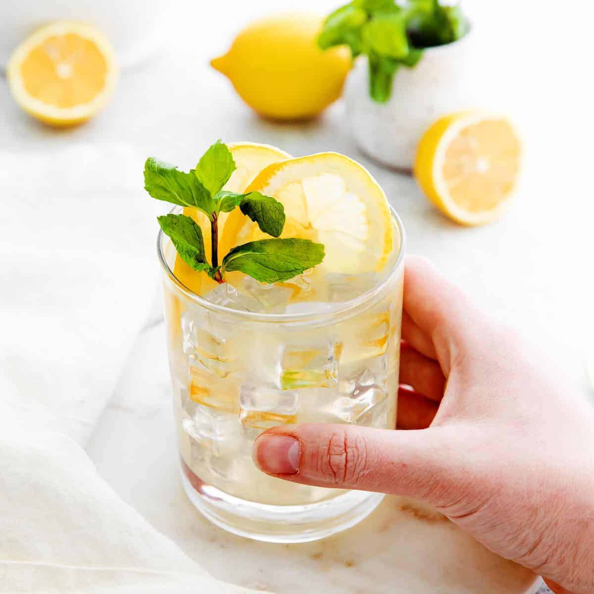 Easy Vodka Lemonade