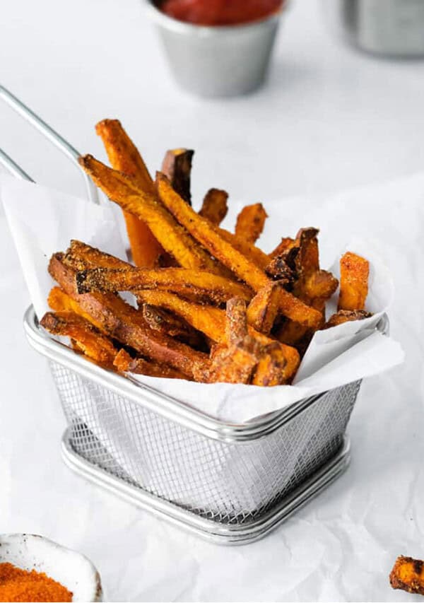 air fryer sweet potato fries in basket