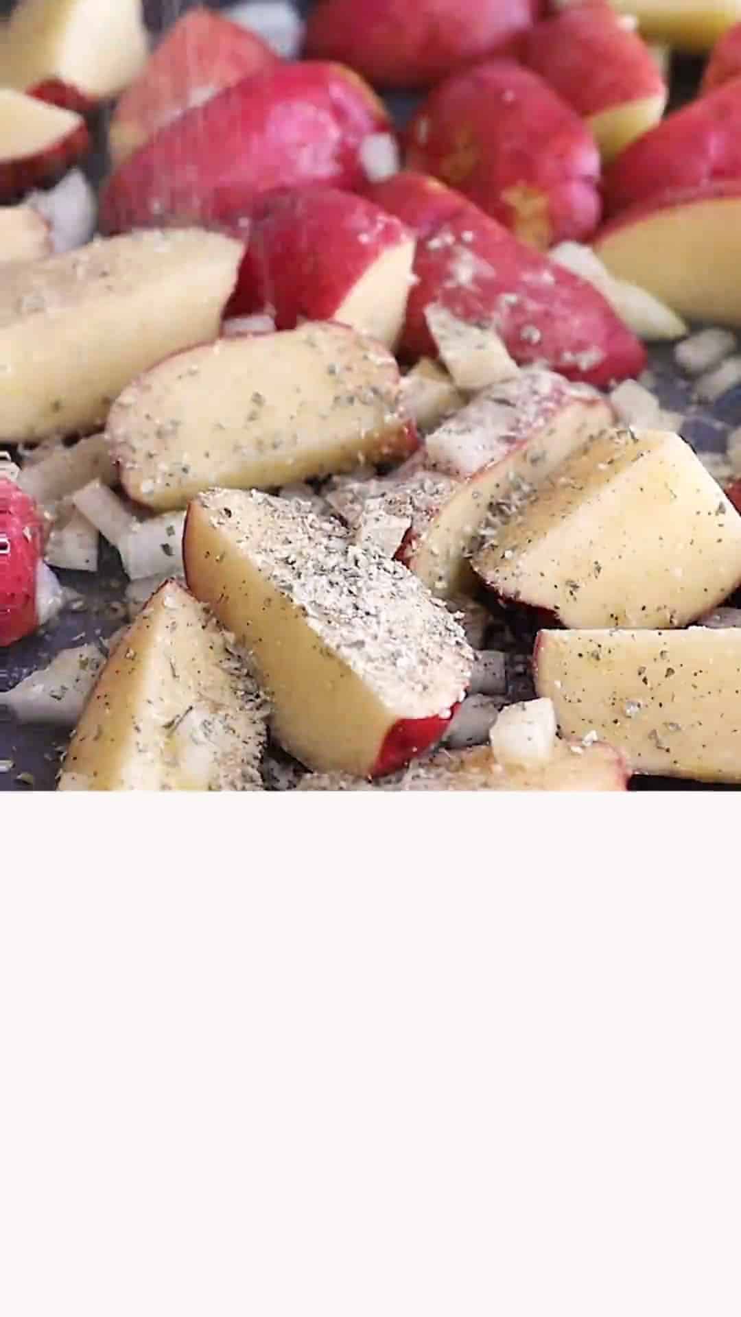 Crispy Roasted Red Potatoes (with yummy seasoning!) - Fit Foodie Finds