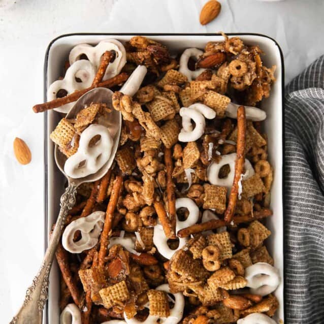 Delicious Maple Chai Chex Mix (+ More Fall Snacks) - Fit Foodie Finds