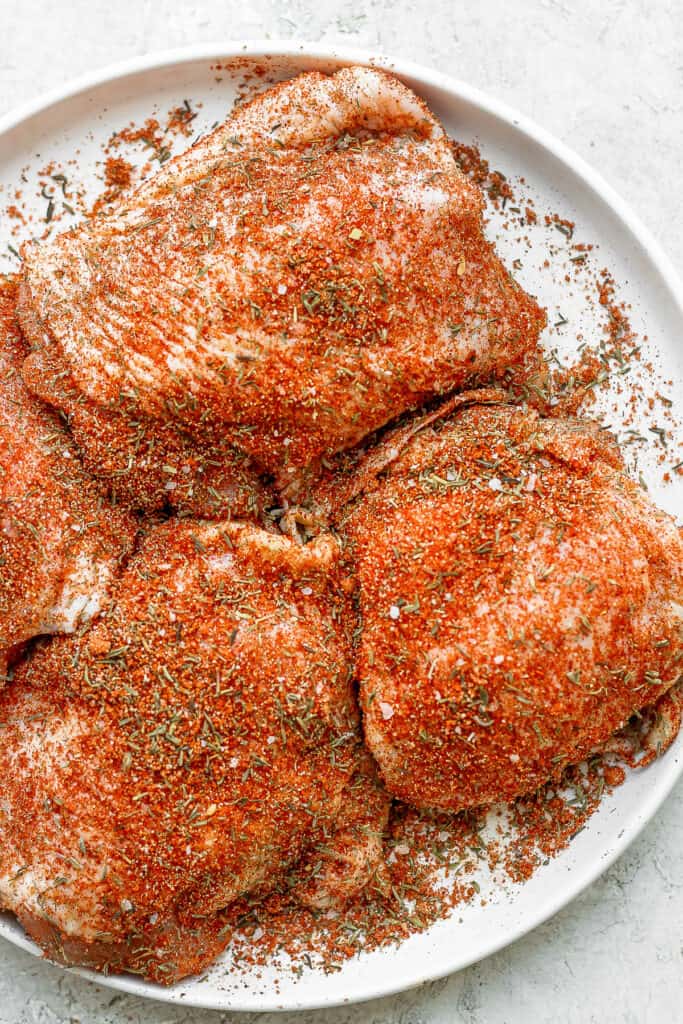 dry rub chicken thighs on the plate