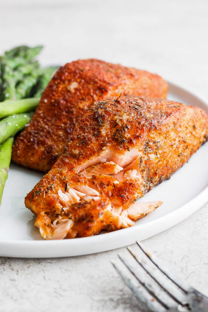 Air Fryer Salmon (10-Minute Recipe!) - Alphafoodie