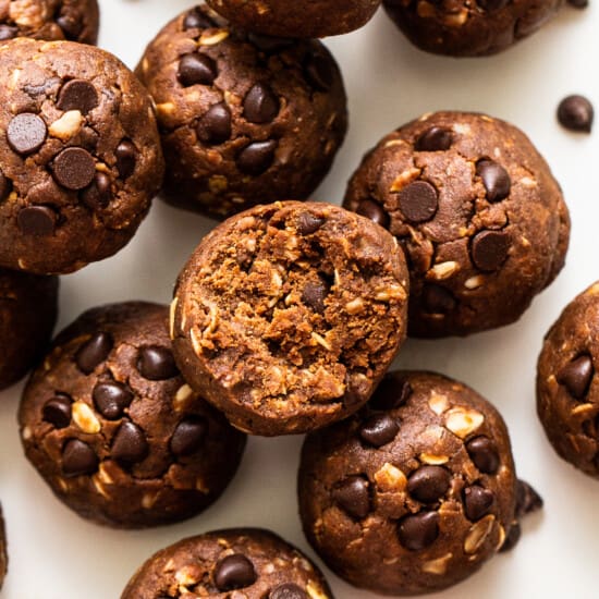 Peanut Butter Protein Balls (No Food Processor!) - Fit Foodie Finds