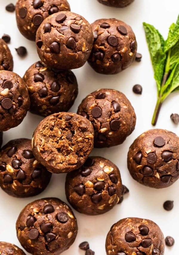 cropped-Mint-Chocolate-Protein-Balls-1.jpg