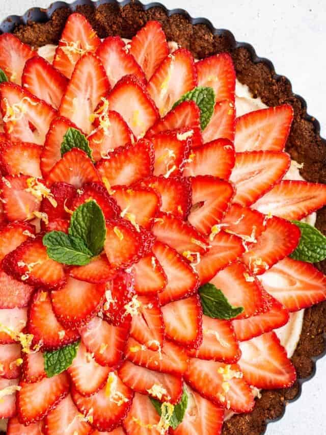 Strawberry Tart With Pistachio And Graham Cracker Crust Fit Foodie Finds