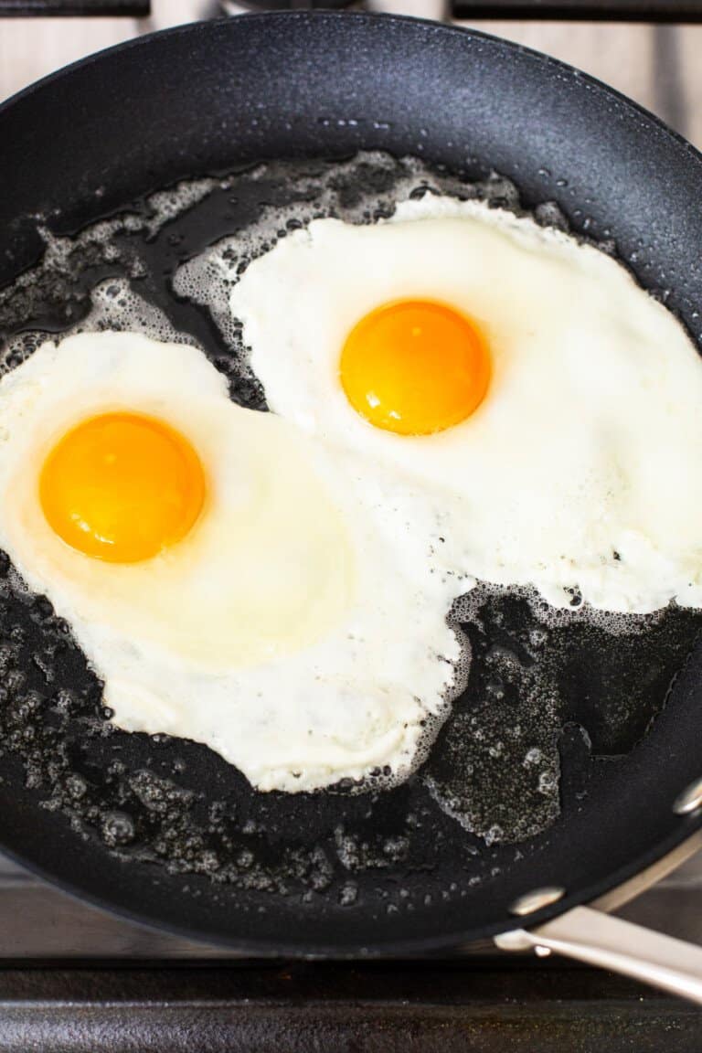 Over Medium Eggs (step-by-step!) - Fit Foodie Finds