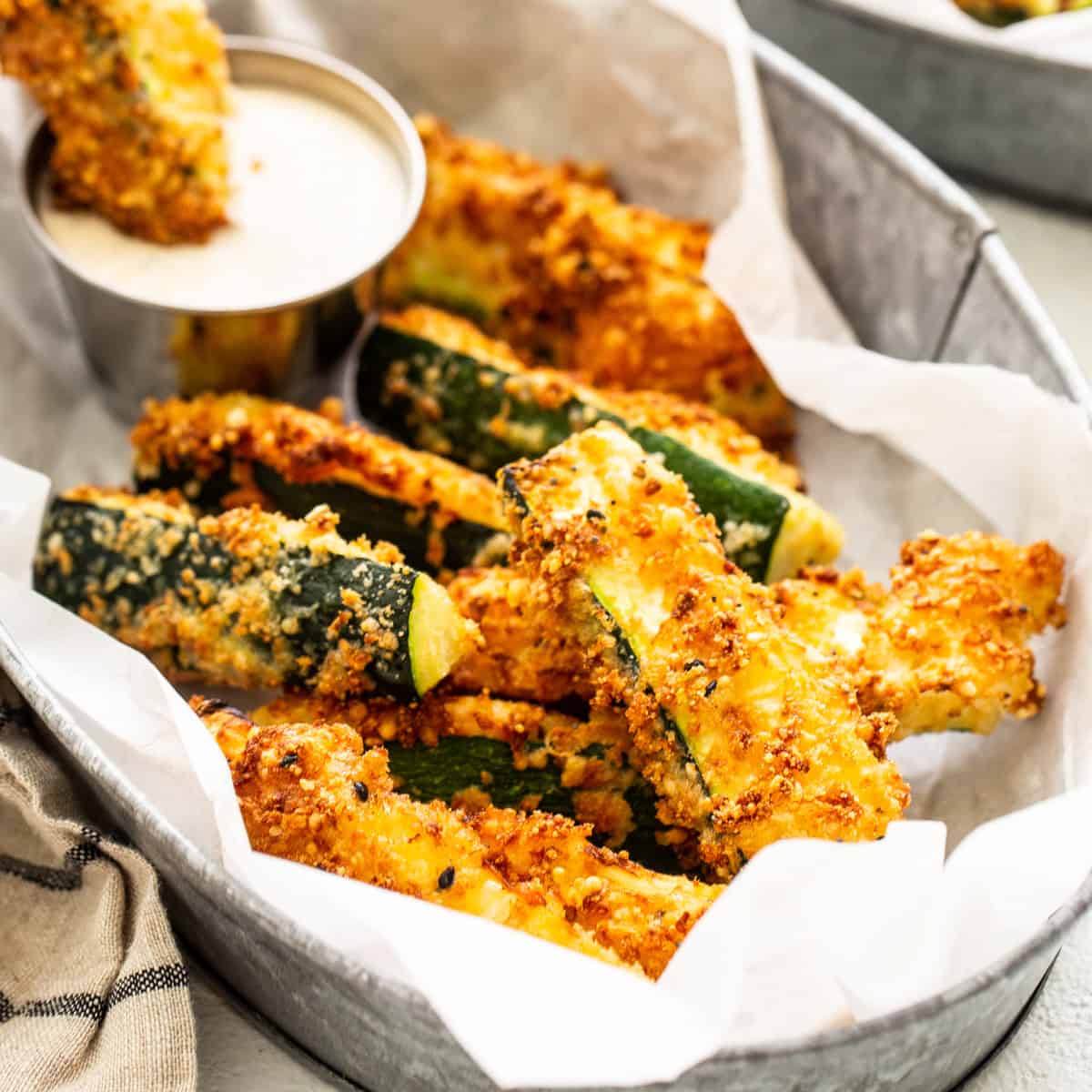 Easy Air Fryer Zucchini Fries with Garlic and Parmesan - Erhardts Eat