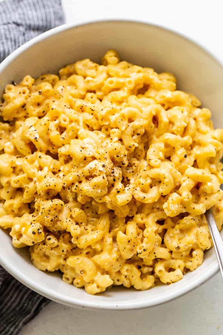 Protein Mac and Cheese (Instant Pot!) - Fit Foodie Finds