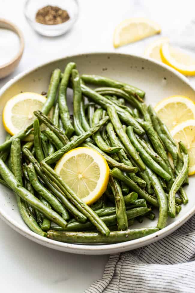 Crispy Roasted Green Beans - Fit Foodie Finds
