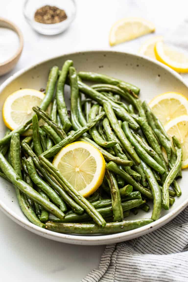 Crispy Roasted Green Beans - Fit Foodie Finds