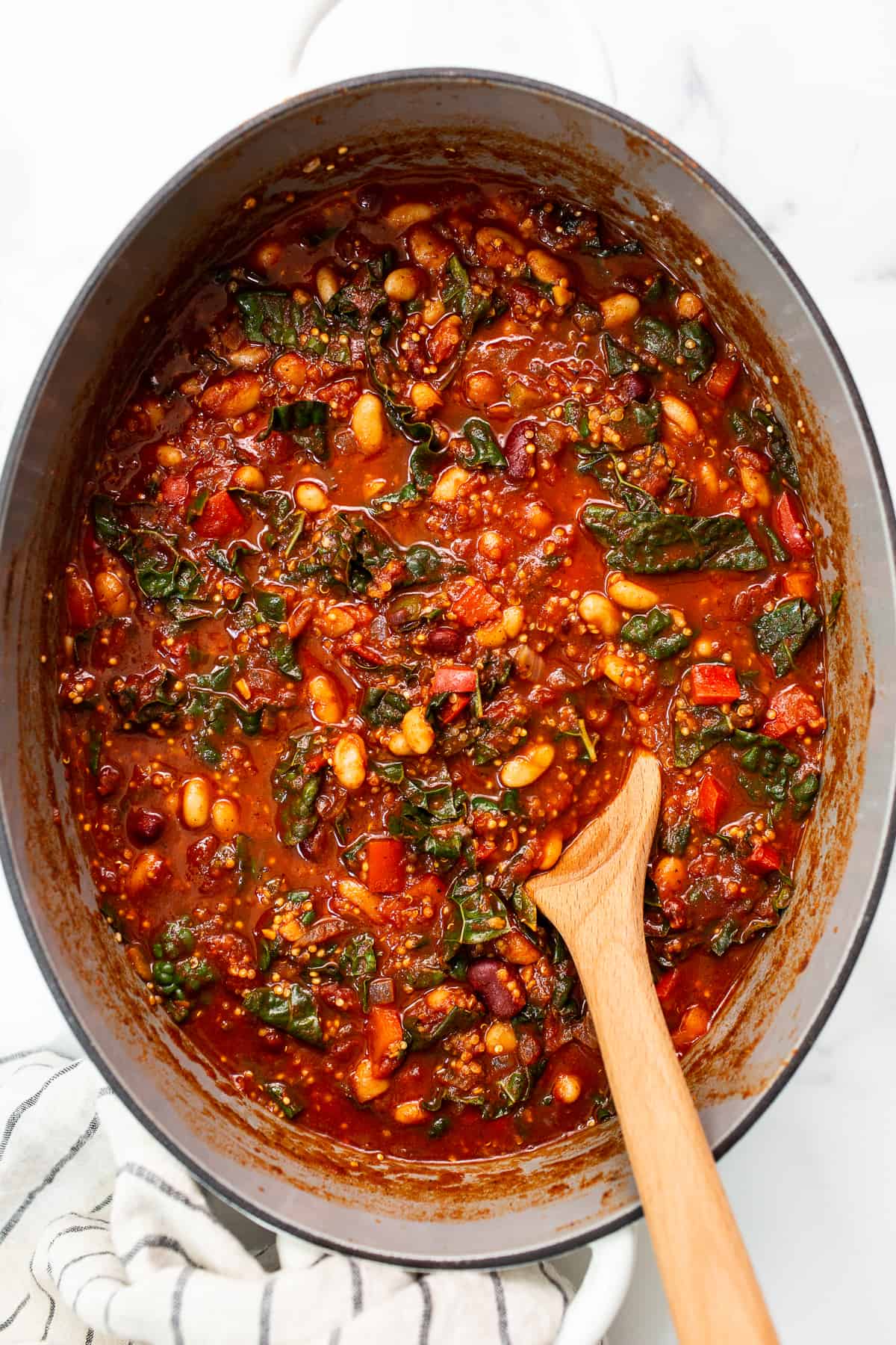 quinoa chili in Dutch oven.