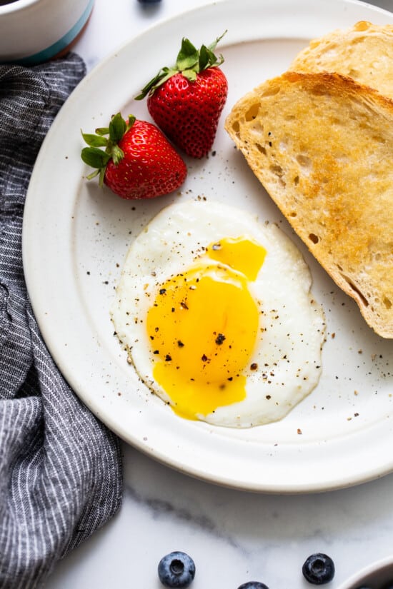 The Perfect Sunny Side Up Eggs - Fit Foodie Finds