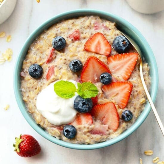 strawberry overnight oats in bowl.