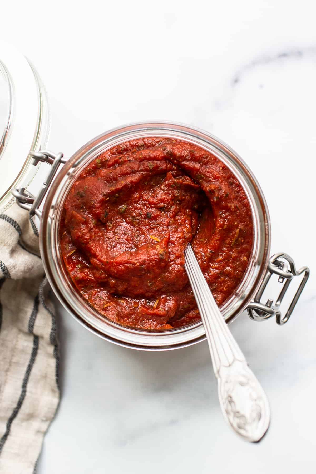 No Cook Homemade Pizza Sauce - Simply Whisked