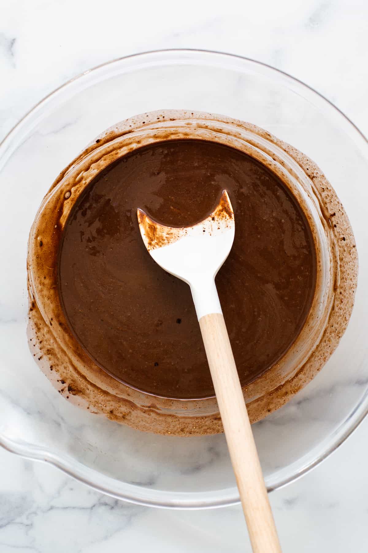 Melted freezer fudge in a bowl. 