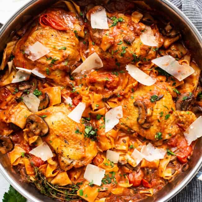 One-Pot Pappardelle Pasta with Chicken Thighs