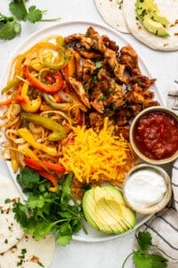 platter of chicken fajitas.