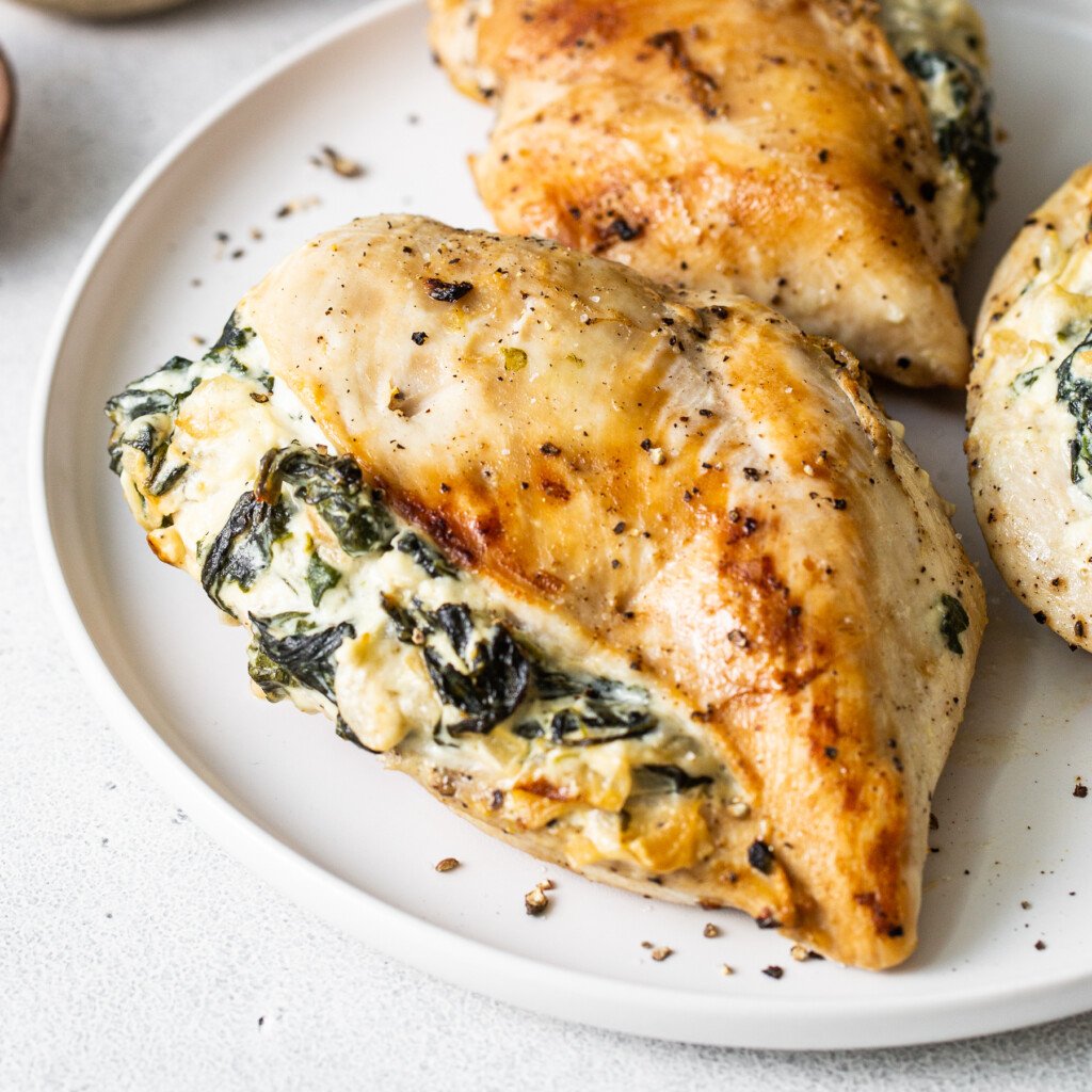 Spinach Stuffed Chicken Breast - Fit Foodie Finds
