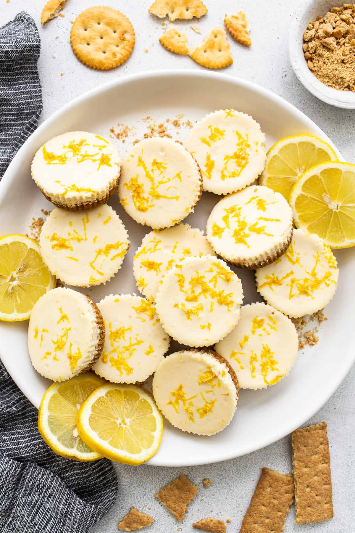 mini cheesecakes on plate.