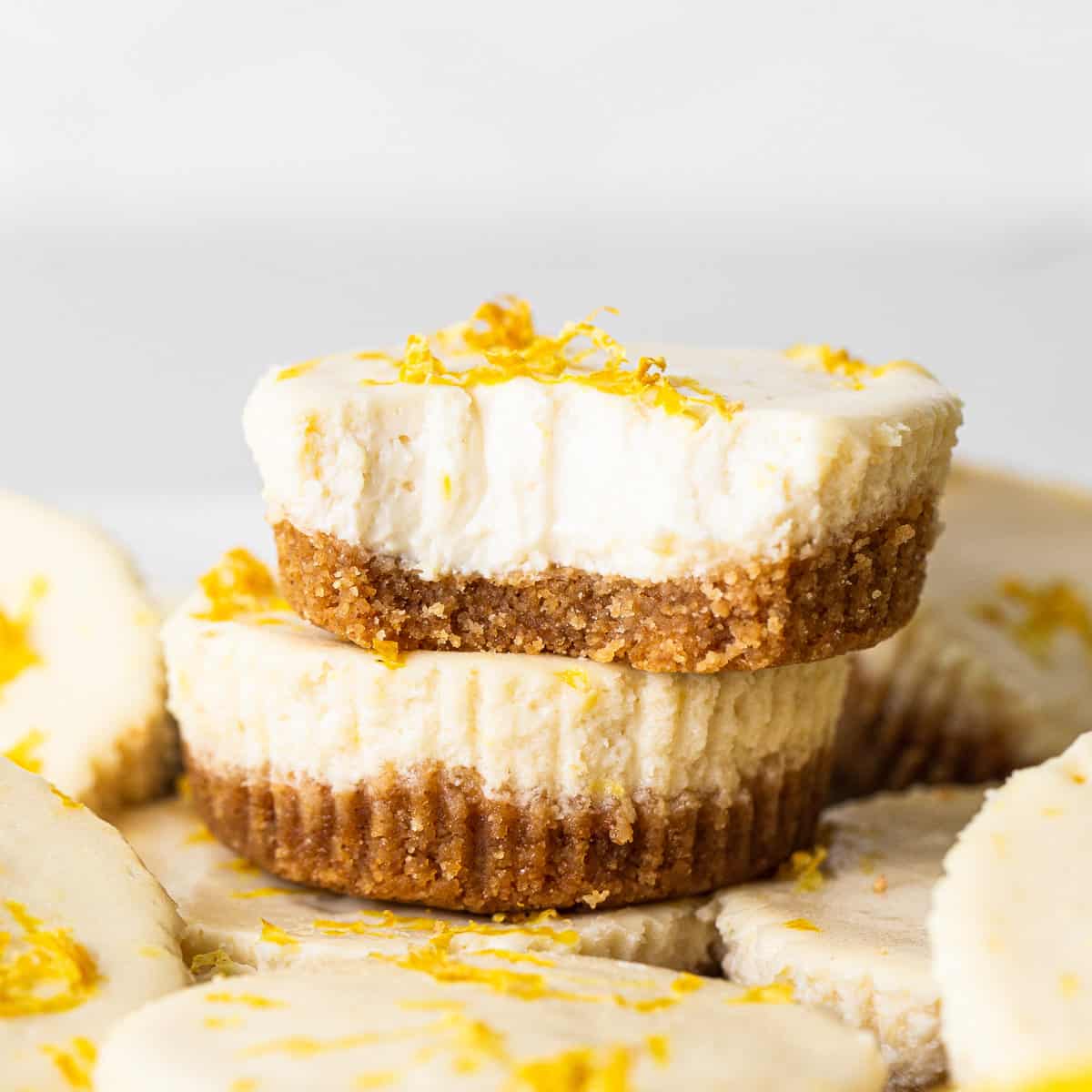 https://fitfoodiefinds.com/wp-content/uploads/2023/01/Lemon-Cheesecake-Cups-sq.jpg