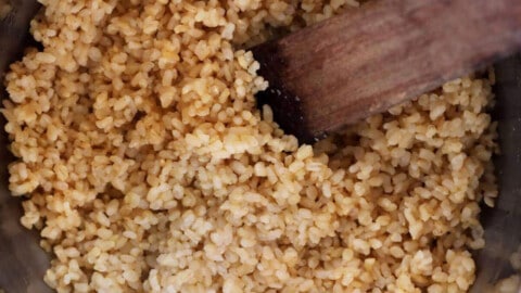 https://fitfoodiefinds.com/wp-content/uploads/2023/01/instant-pot-brown-rice-480x270.jpg