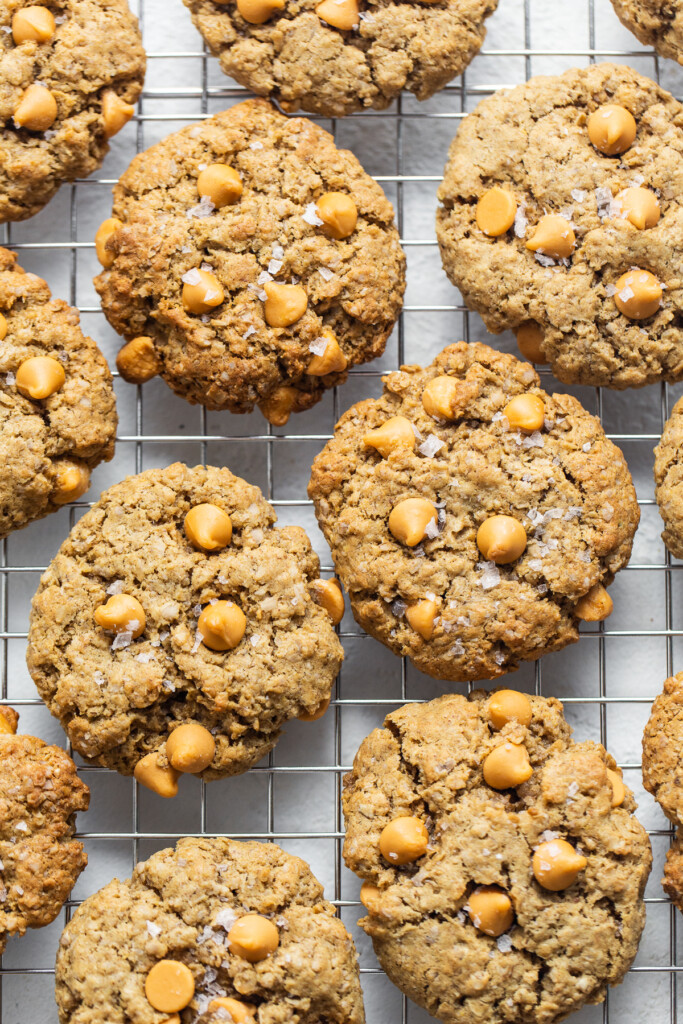 cookies in wire rack.