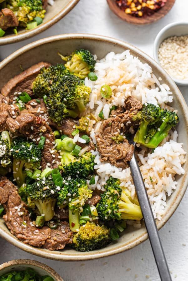 beef and broccoli in bowl.