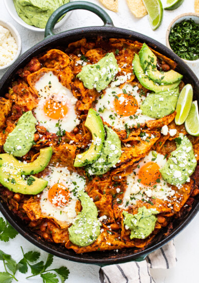 chilaquiles in pan.