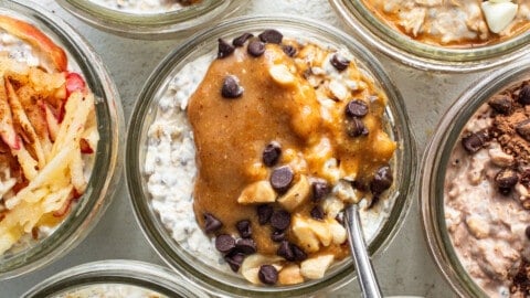 OVERNIGHT OATS  easy, healthy breakfast & 6 flavor ideas! 