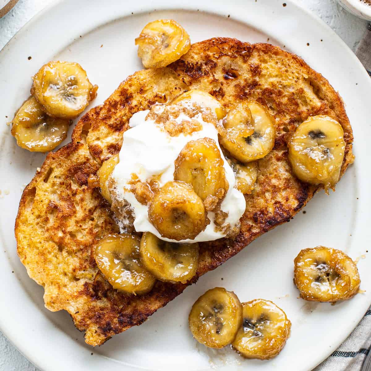 https://fitfoodiefinds.com/wp-content/uploads/2023/05/Bananas-Foster-French-Toast-sq.jpg