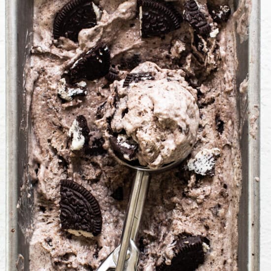 ice cream on ice cream scoop.