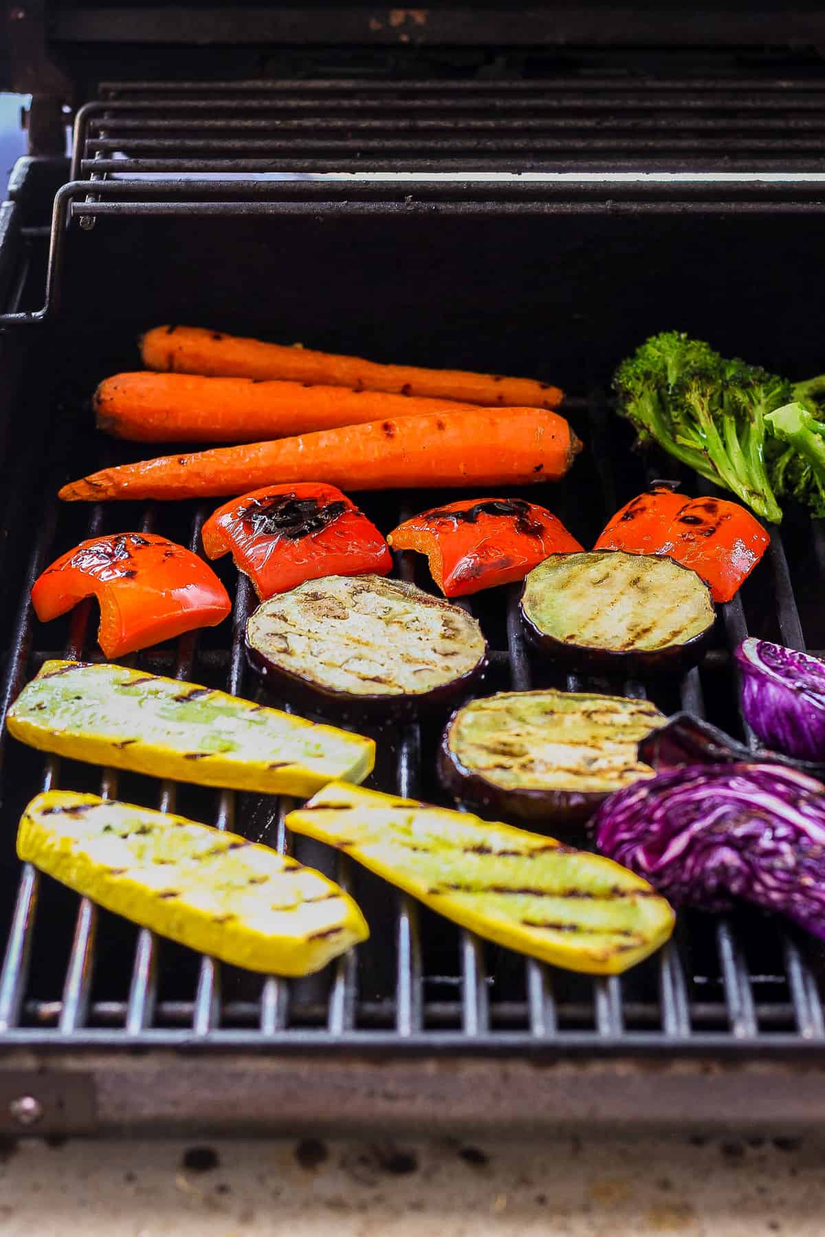 https://fitfoodiefinds.com/wp-content/uploads/2023/06/Grilled-Veggies-06.jpg