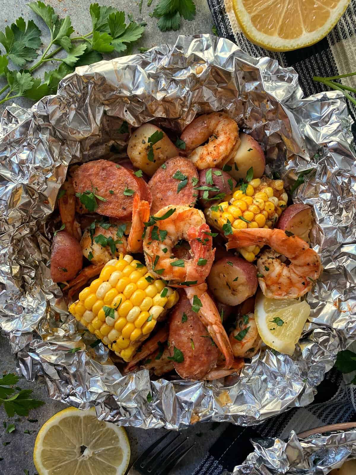 Grilled Shrimp Foil Packets - Fit Foodie Finds