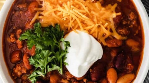 Instant Pot Beef Chili Recipe - Evolving Table