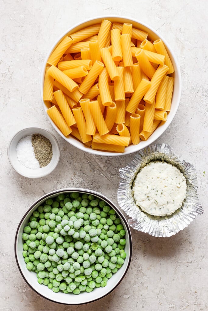 One Pot Boursin Pasta - Cooking in my Genes