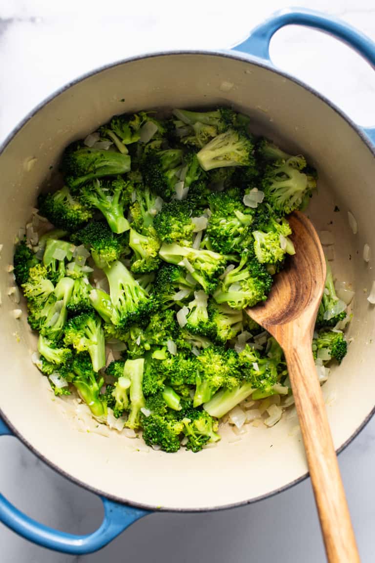 Creamy Broccoli Pasta - Fit Foodie Finds