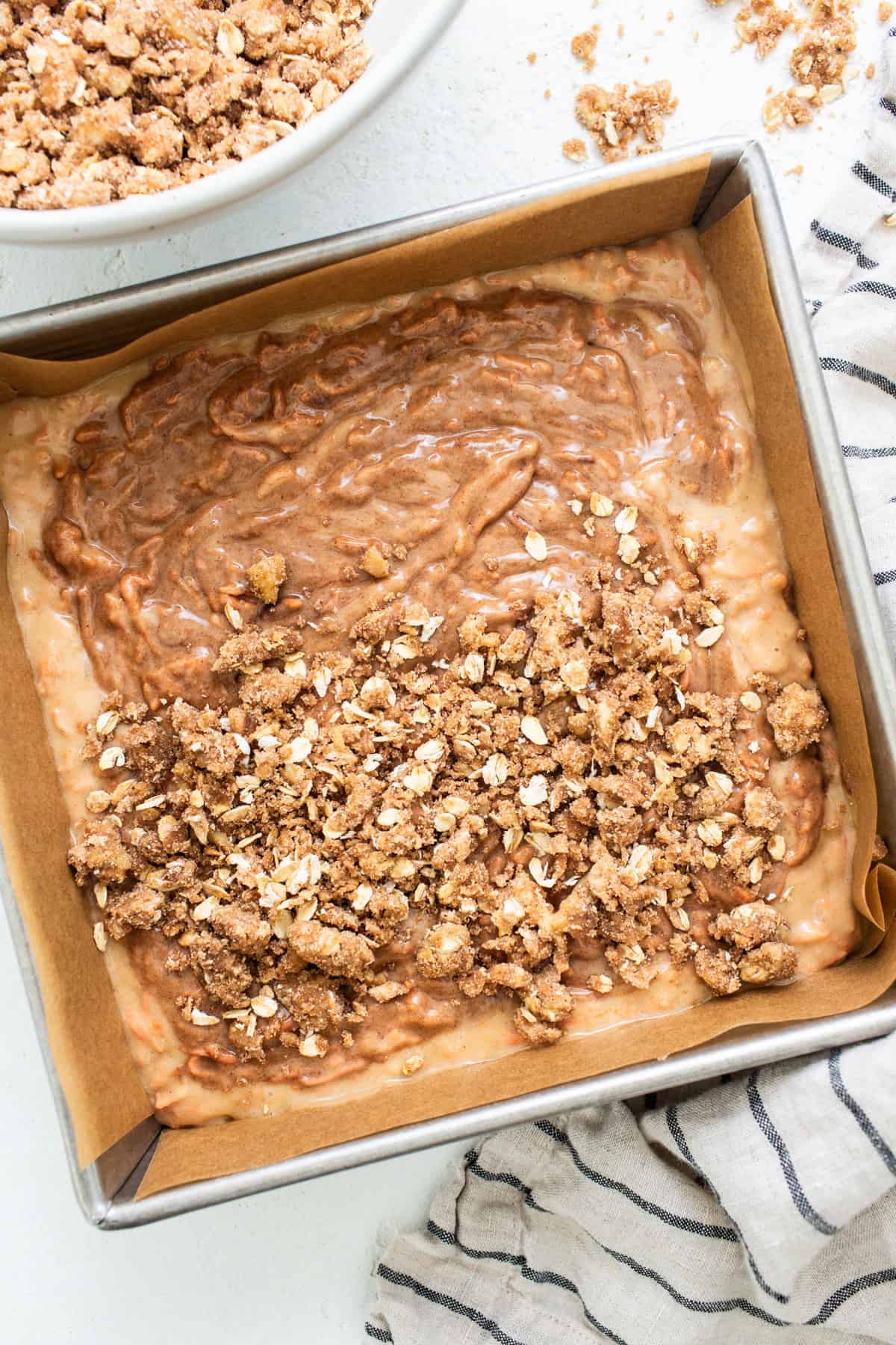 A baking pan filled with granola and granola.