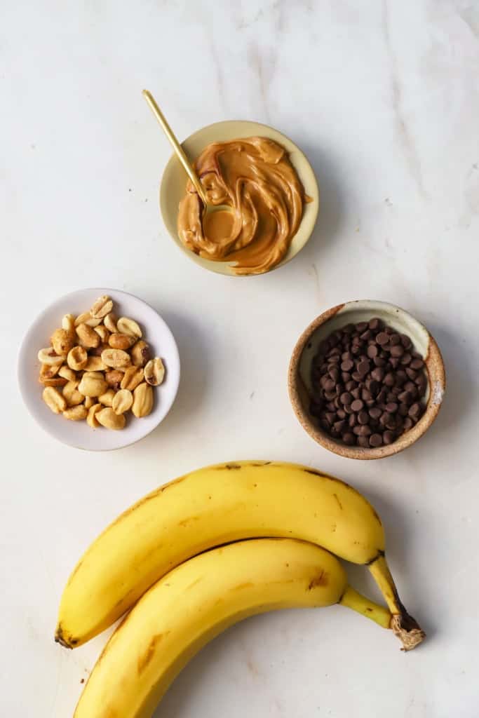Bananas, peanut butter, chocolate chips and peanut butter.