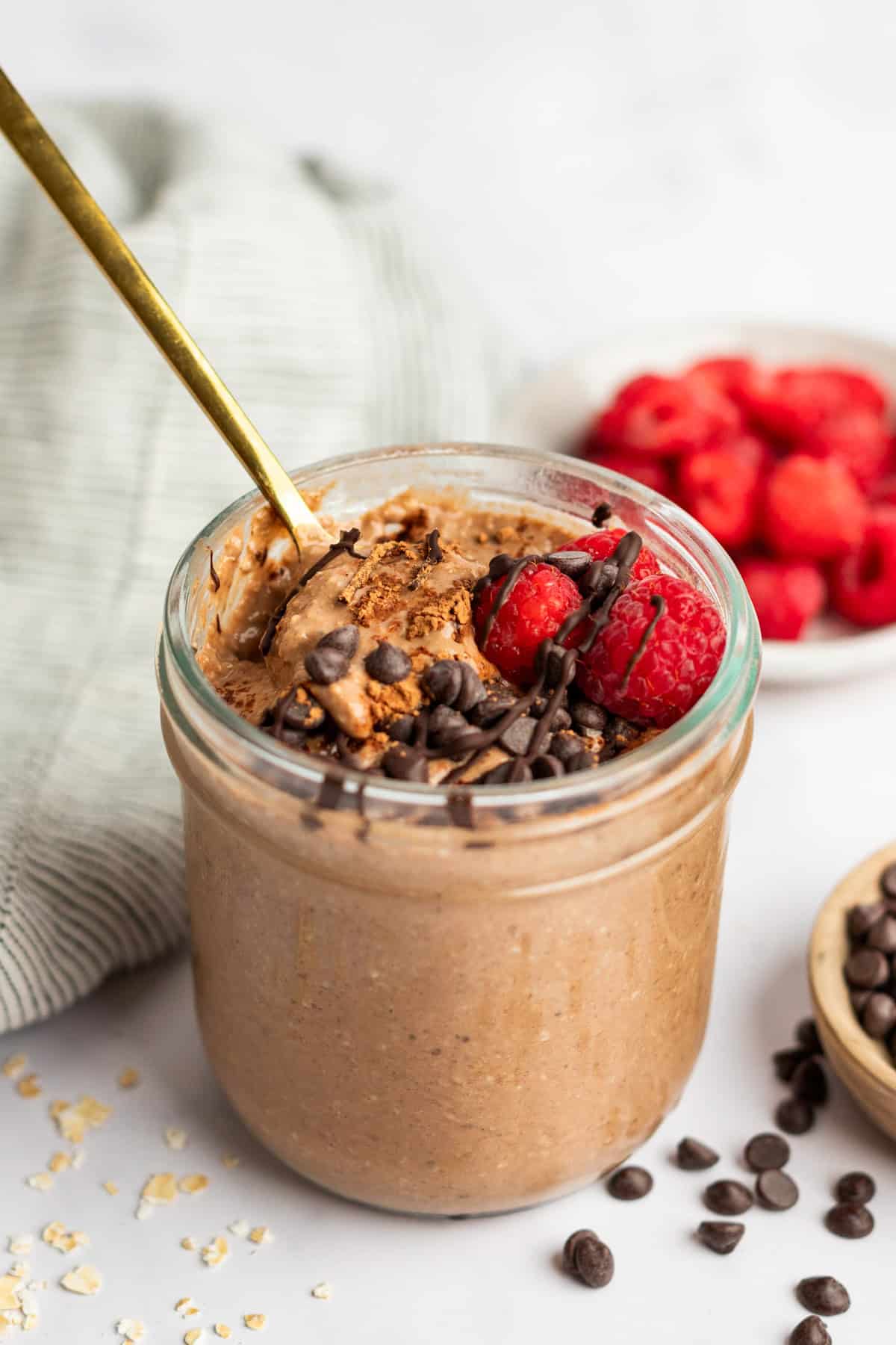 Chocolate Chia In a single day Oats {Video}