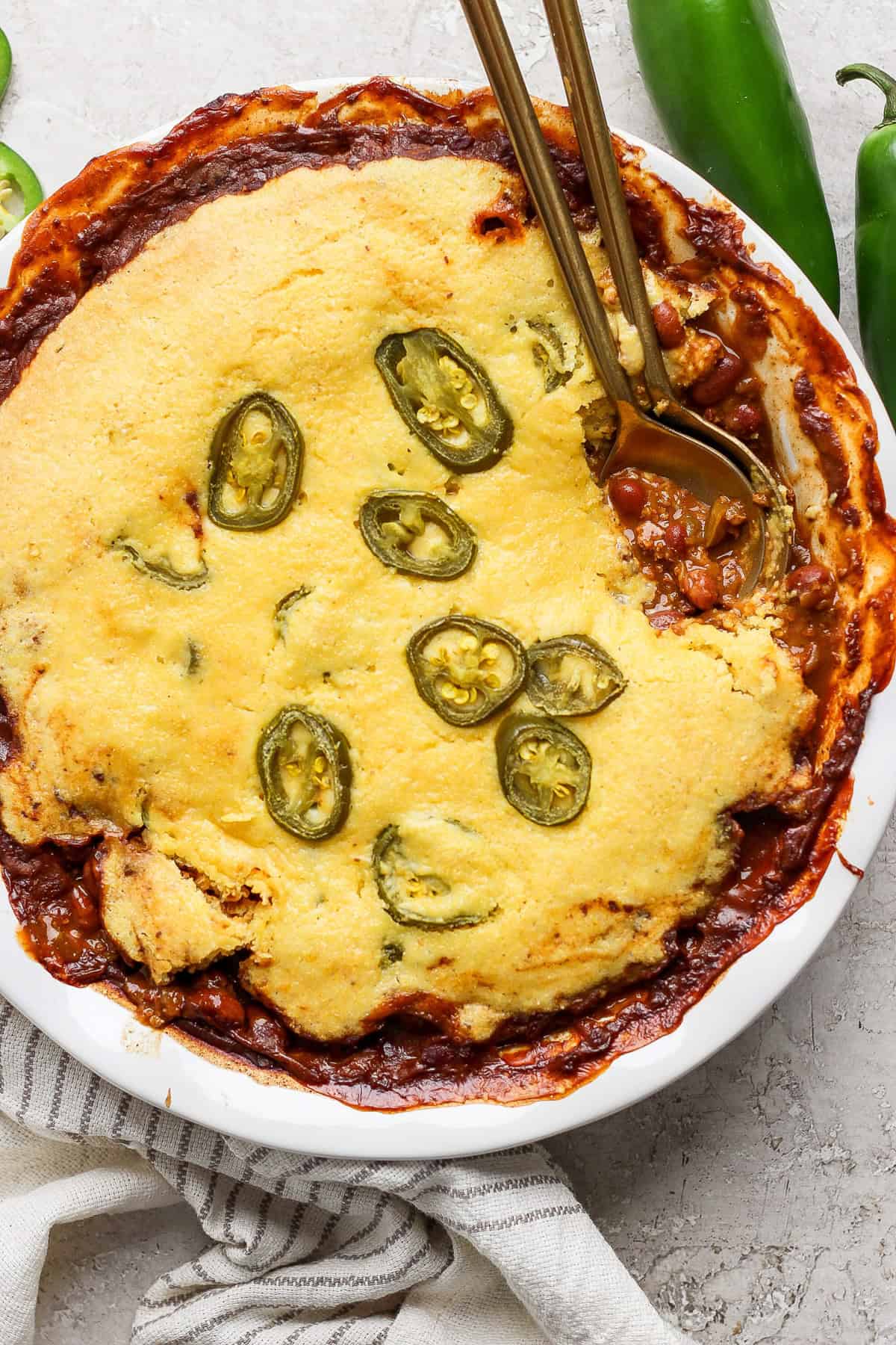 Easy Chili Pot Pie – Fit Foodie Finds